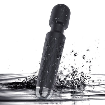 EYWA Vittoria Vibrator Mini Magic Wand Massasjestav Svart